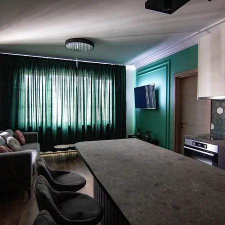 דירה Jungle In The Center