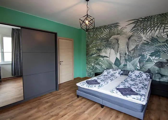 Jungle In The Center * Sofia